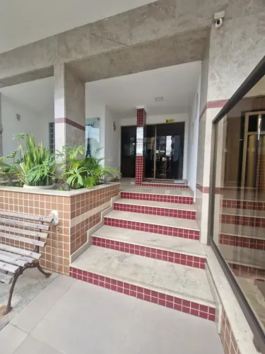 apto térreo para venda possui 140 metros quadrados com 3 quartos em Cavaleiros - Macaé -