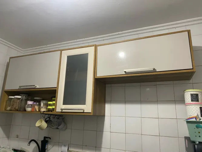 Armário de cozinha completo
