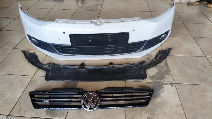 Parachoque Original Jetta 2012