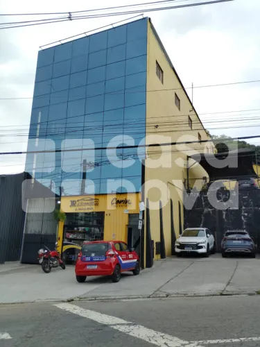 Salão com 160 m² para locação no Jaçanã !