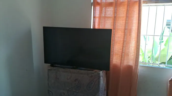 Vendo televisão 43 polegadas Samsung, 500 reais smart