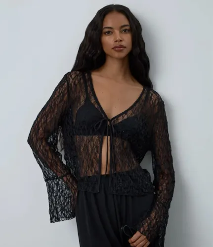 Blusa Renda Com Brilhos