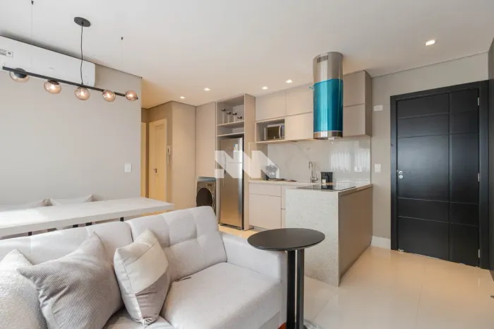 Apartamento mobiliado para locação no São Francisco - Curitiba