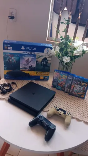 PS4 slim 1T