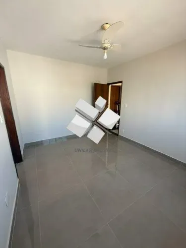 Apartamento 3 quartos (1 suíte) com 2 vagas no Calafate frente, 110m², segurança e lazer