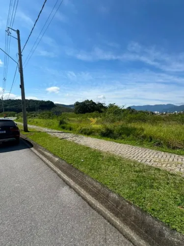Terrenos à Venda com 1.835,99 m² no Zulma Becker Park Village - Santo Amaro da Imperatriz