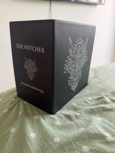 The Witcher - Box capa dura 