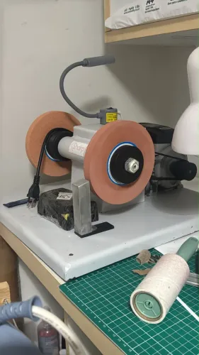 Máquina de Afiar Alicate de Unhas - NOVO