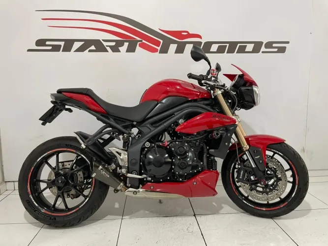 TRIUMPH SPEED TRIPLE 1050 IMPECÁVEL !!!