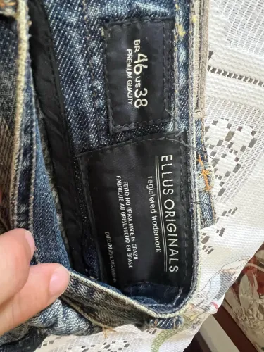 Calça jeans Ellus 46 em perfeito estado de conservação