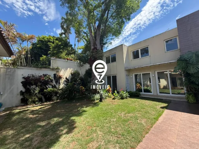 Casa à Venda no Planalto Paulista, 3 Quartos, 2 suítes, 4 vagas, 223m², São Paulo / SP