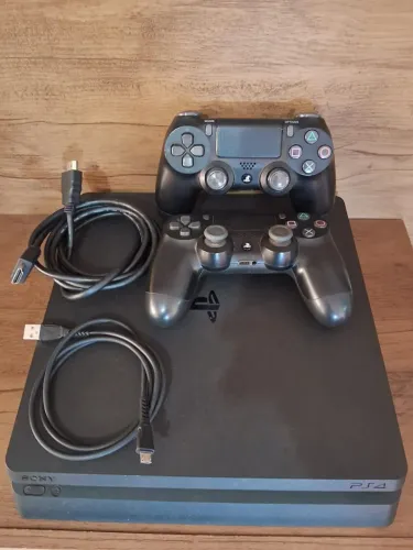Playstation 4 slim 1TB