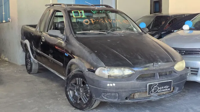 Fiat Strada Working 1.5 MPI 8V CE (álcool) 2001