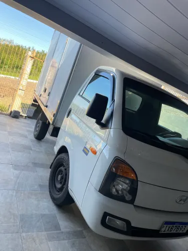 Hyundai HR 2016