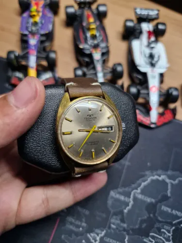 Relogio Technos automatico Swiss made