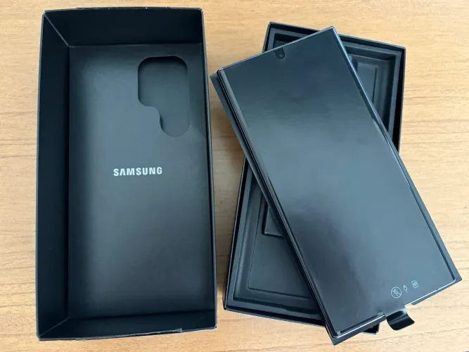 Samsung Galaxy S23 Ultra 256GB - Cor: Preto (Impecável!)