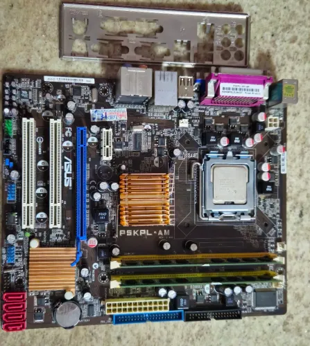 Kit placa mãe + Core2duo + 4gb ram 