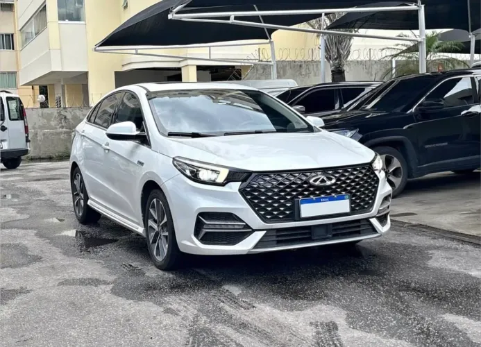 Chery Arrizo 6 PRO 1.5 Turbo (híbrido) 2025