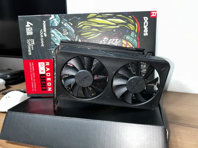 Placa de vídeo AMD RX 550 4GB