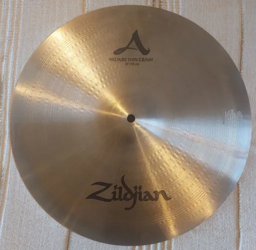 Zildjian avedis medium thin crash 16
