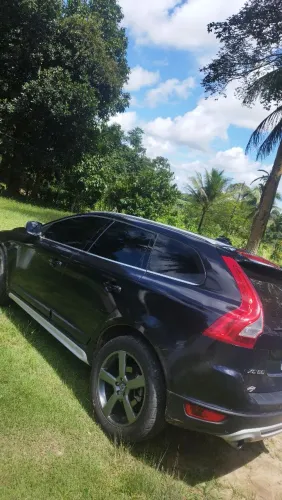 Volvo XC 60 T-5 R-design 2.0 FWD 5P 2012
