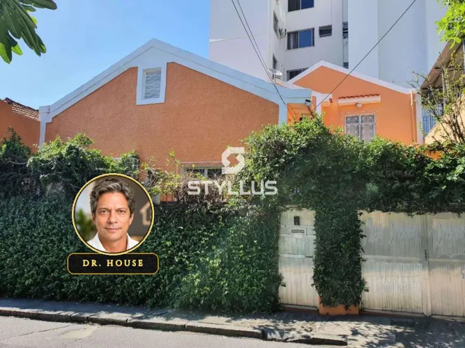 Casa Clara e Arejada com 4 Quartos em Méier! M32I
