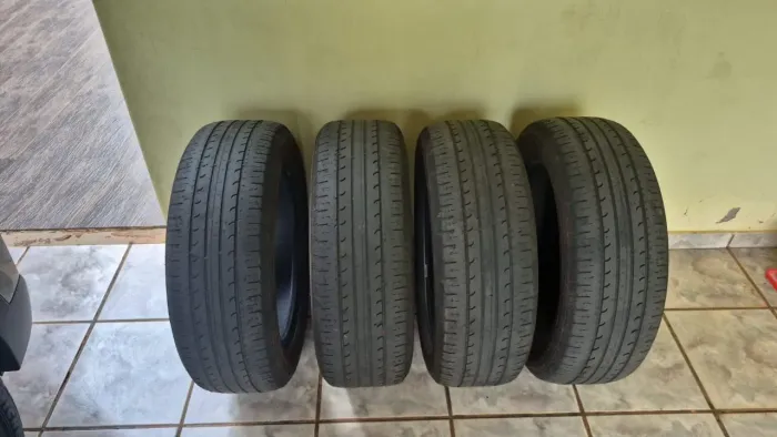 4 Pneus Meia Vida Goodyear 215/60R17