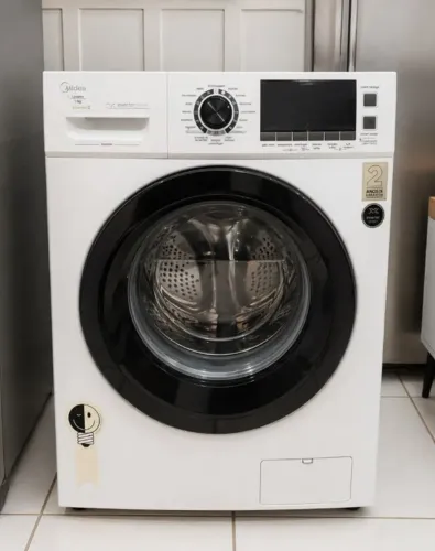Máquina Lava e Seca Midea 11kg Inverter - econômica - funcionando perfeitamente. excelente