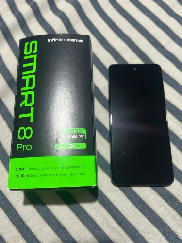 Smartphone Infinix Smart 8 Pro 256GB Tela 6.6 4GB RAM Câmera Dupla 50MP - Preto