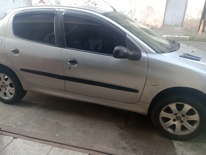 Peugeot 206 Sensation 1.4 Flex 8V 5P 2008