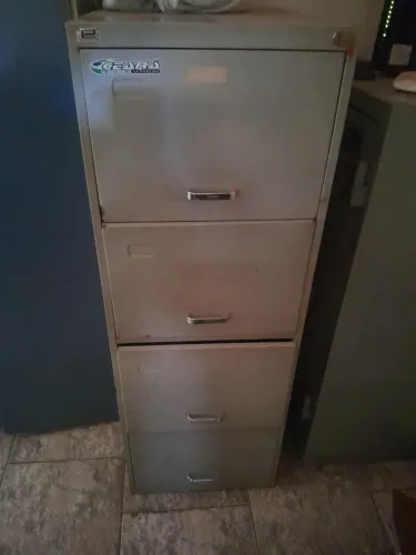 Arquivo de escritório c/ 4 gavetas c/ alça