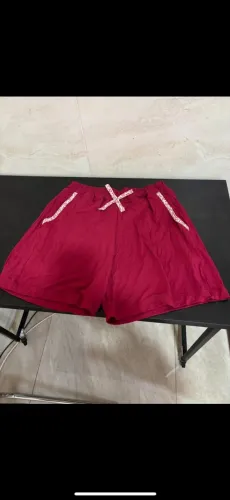 Short feminino estampado G e GG