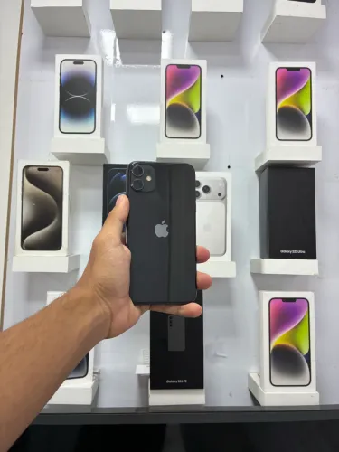 iPhone 11 64GB