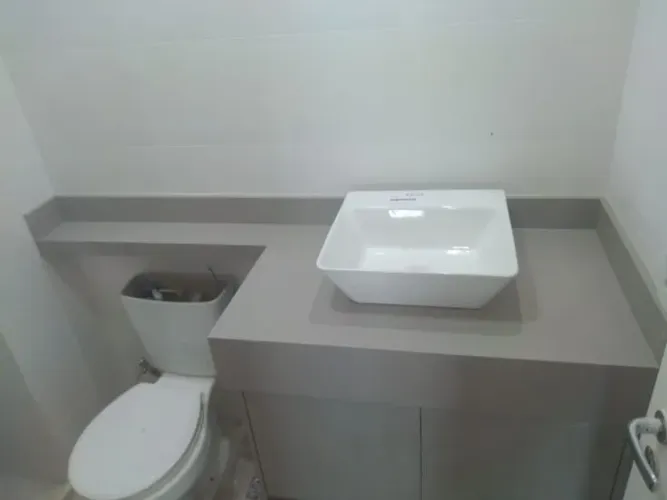Bancadas de Granito Sob Medida | Fabricação e Instalação