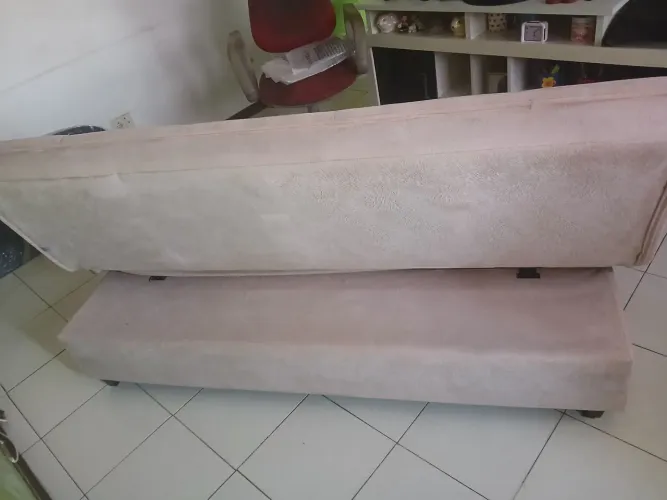 SOFÁ CAMA 3 LUGARES ROSA