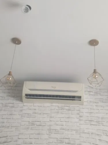 Ar Midea 18.000 BTU Inverter, funcionando perfeitamente 