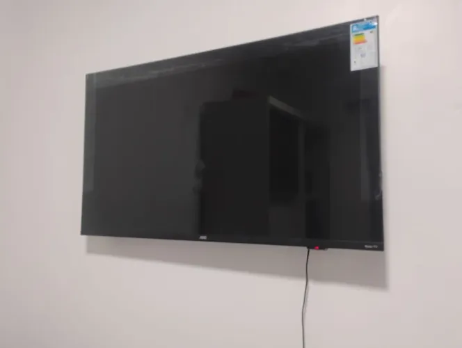 TV AOC 43