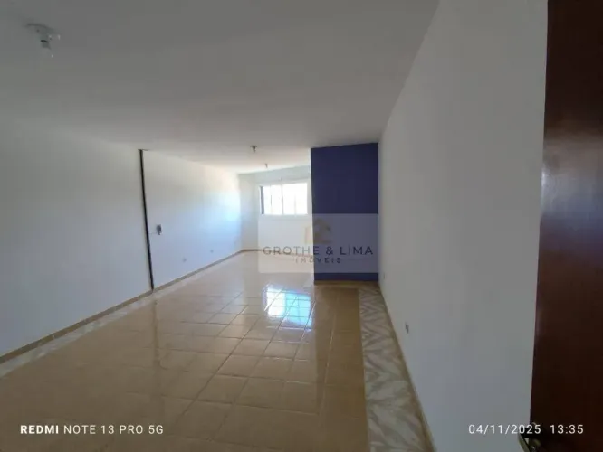 Alugo Sala na Avenida Cidade Jardim, 35 m² por R$ 1.417/mês - Bosque dos Eucaliptos - São