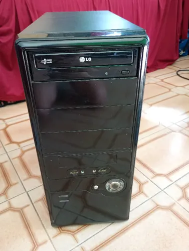 Gabinete de PC Vazio + Fonte