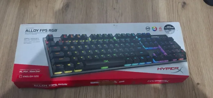 Teclado Mecânico Gamer HyperX Alloy FPS, RGB, Switch Kailh Silver, Layout Americano