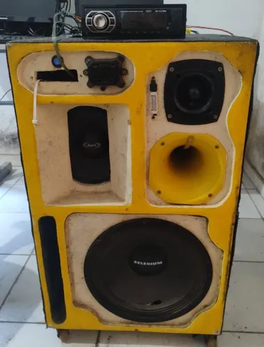 Vende-se caixa bob