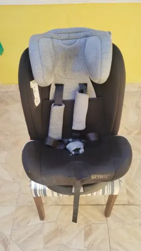 Cadeirinha para auto com isofix 0 a 36k Burigoto SPIN 