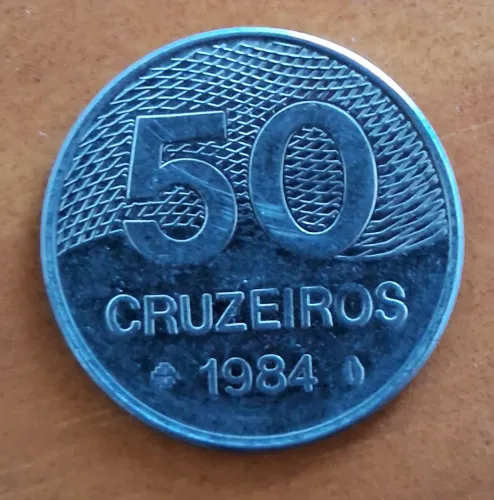 Moeda Brasileira de 50 Cruzeiros - 1984