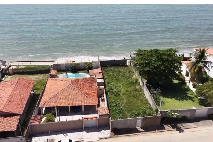 terreno beira mar, 9,90x33 ilha da croa em Barra de Santo Antônio!