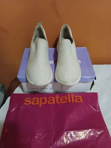 Tênis sapatella.