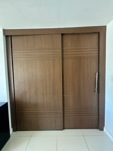 PAINEL EM MDF DE CORRER
