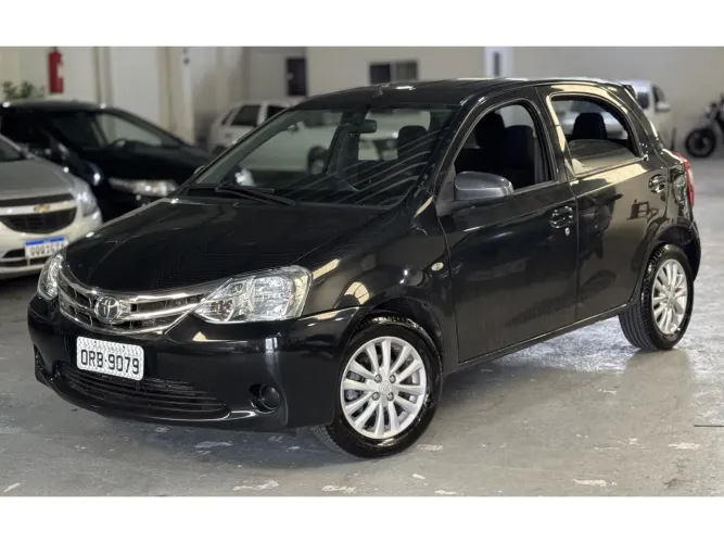 Toyota Etios XLS 1.5 Flex 16V 5P Mec. 2014