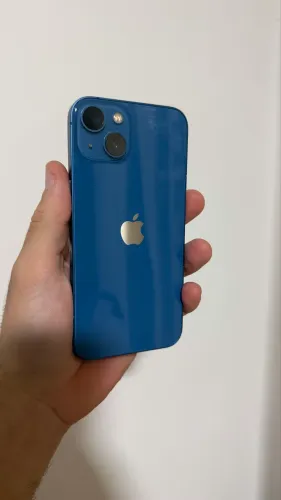 IPhone 13 em ótimo estado