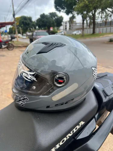 CAPACETE LS2 CINZA