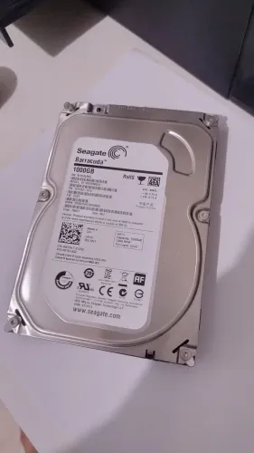HD compatível com computador e DVR, 1TB de capacidade
